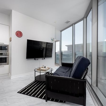 Globalstay. Amazing Downtown Apartments トロント エクステリア 写真
