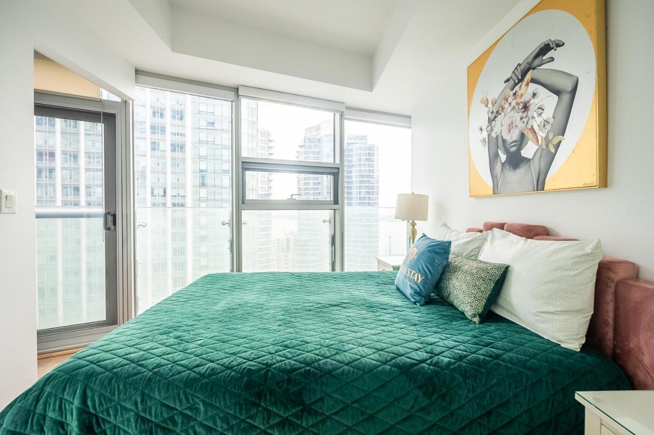 Globalstay. Amazing Downtown Apartments トロント エクステリア 写真