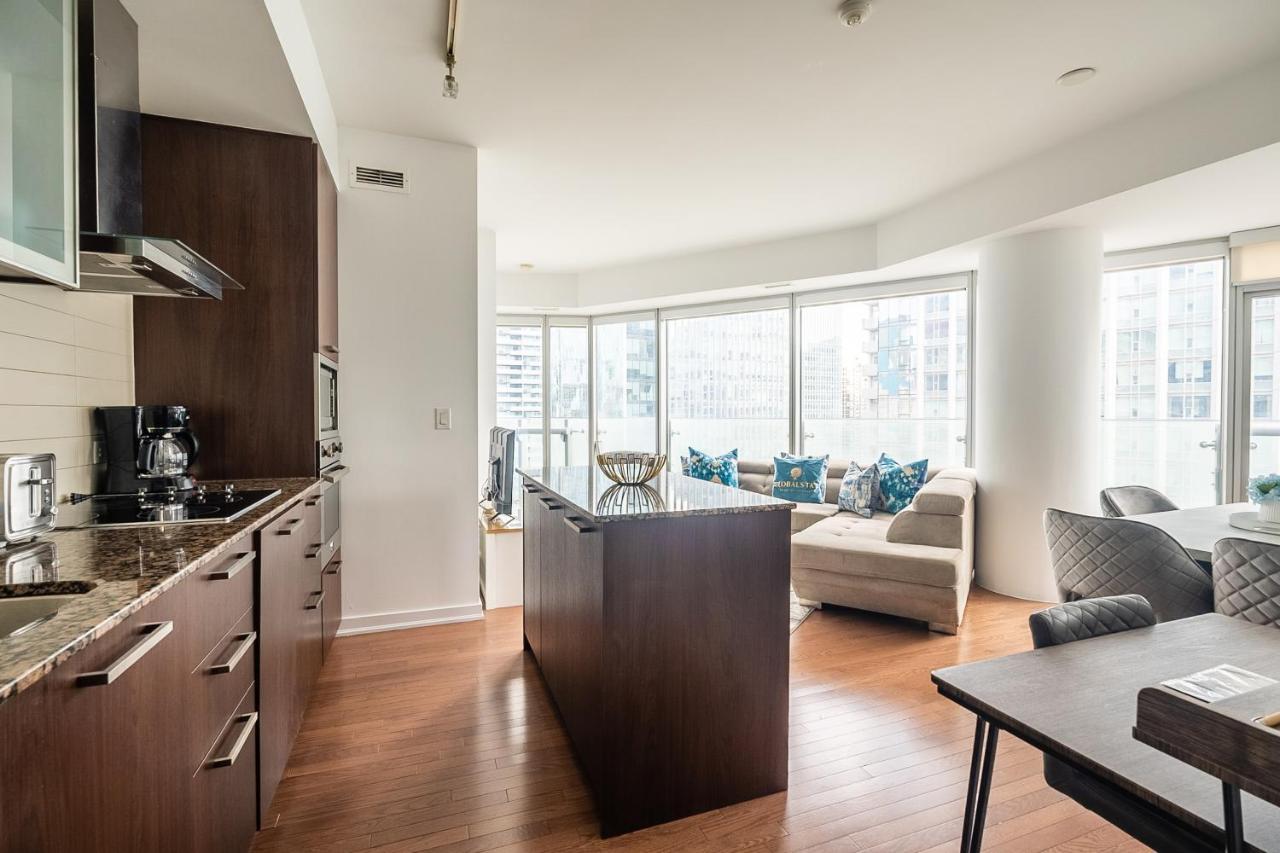 Globalstay. Amazing Downtown Apartments トロント エクステリア 写真