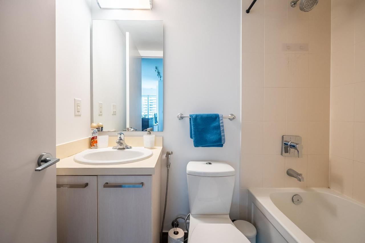 Globalstay. Amazing Downtown Apartments トロント エクステリア 写真