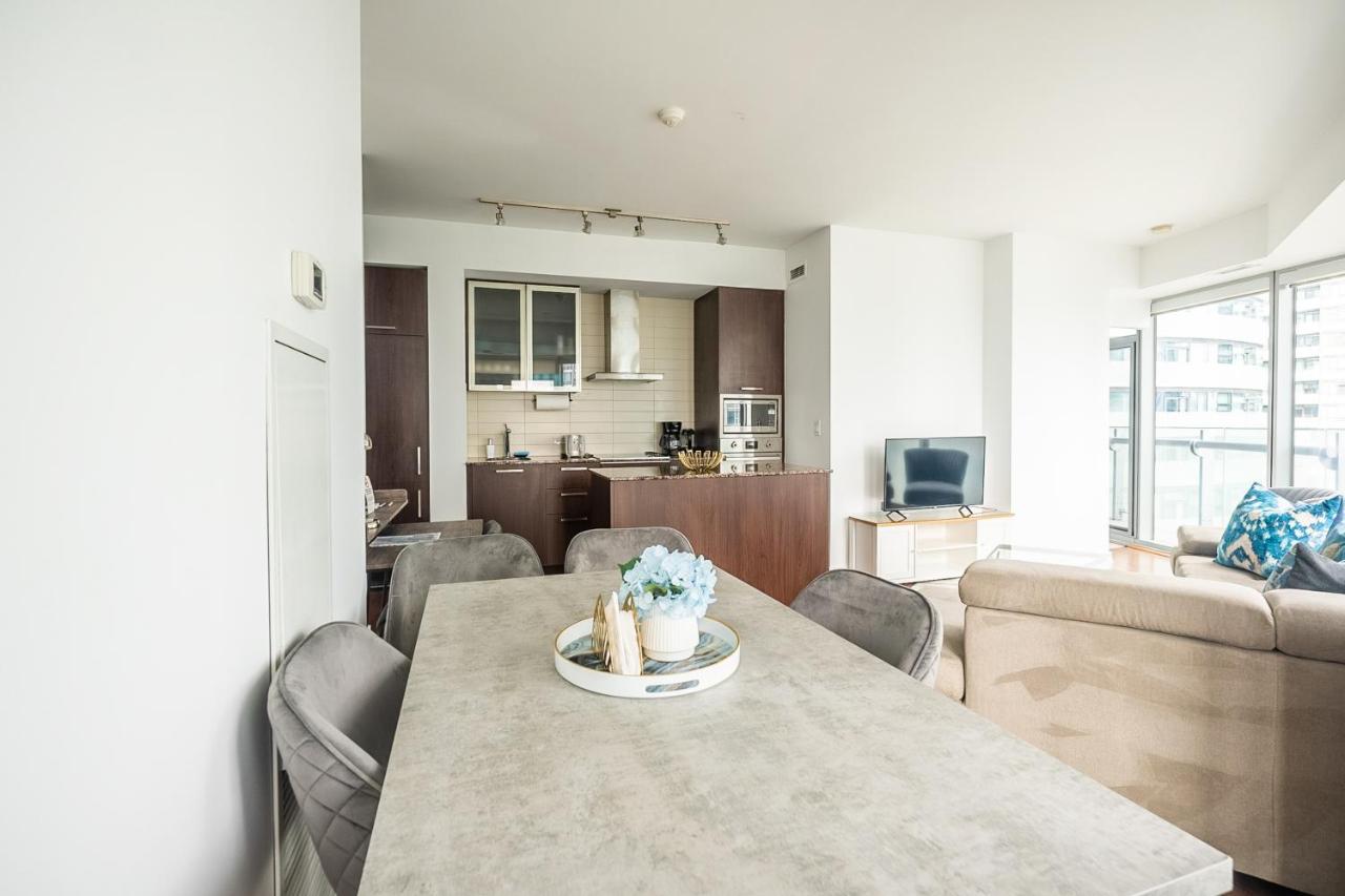 Globalstay. Amazing Downtown Apartments トロント エクステリア 写真