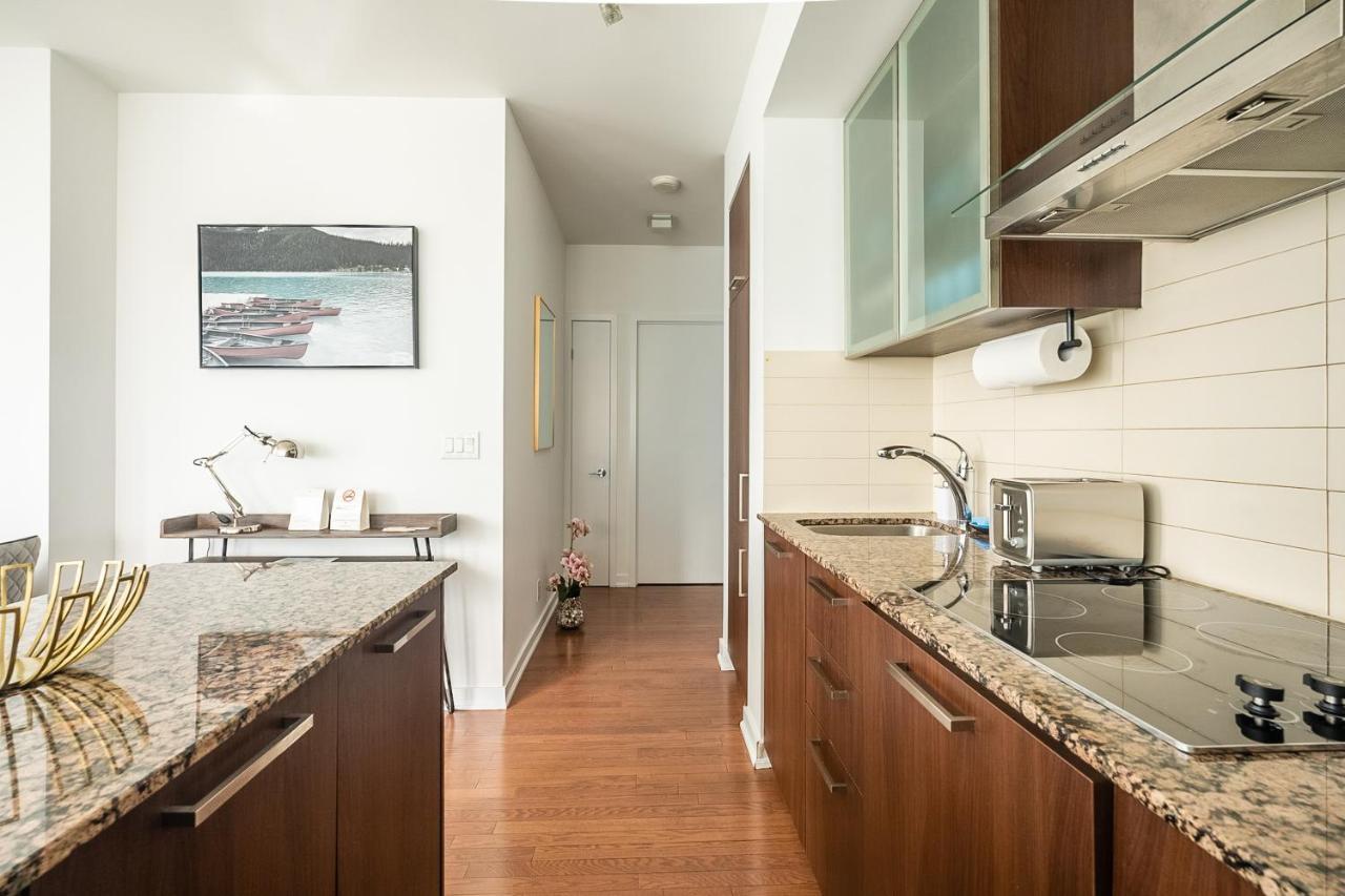 Globalstay. Amazing Downtown Apartments トロント エクステリア 写真