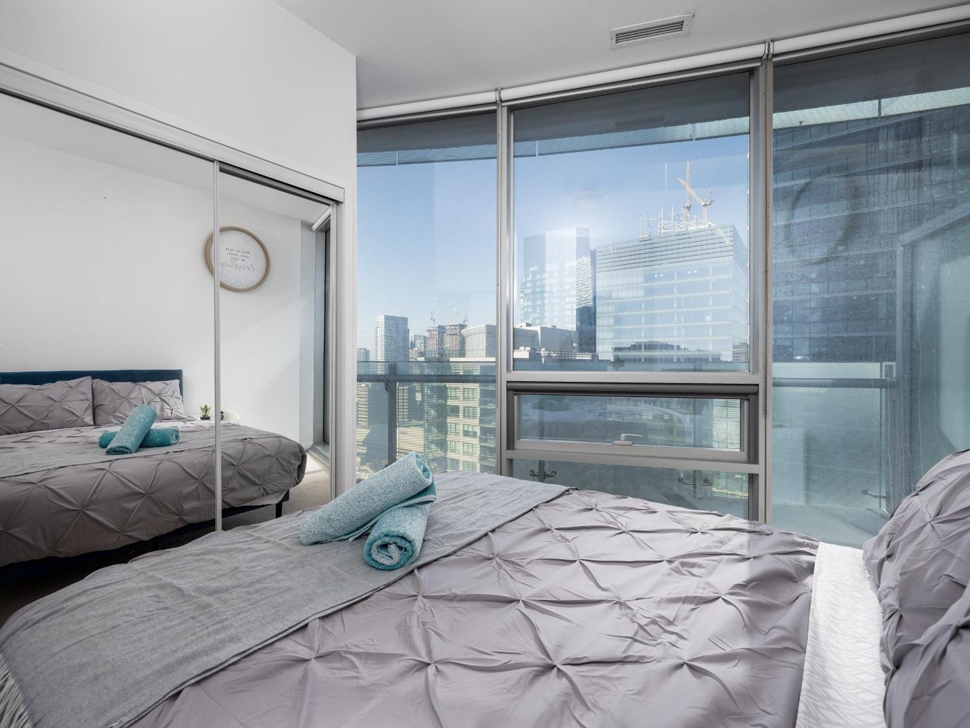 Globalstay. Amazing Downtown Apartments トロント エクステリア 写真