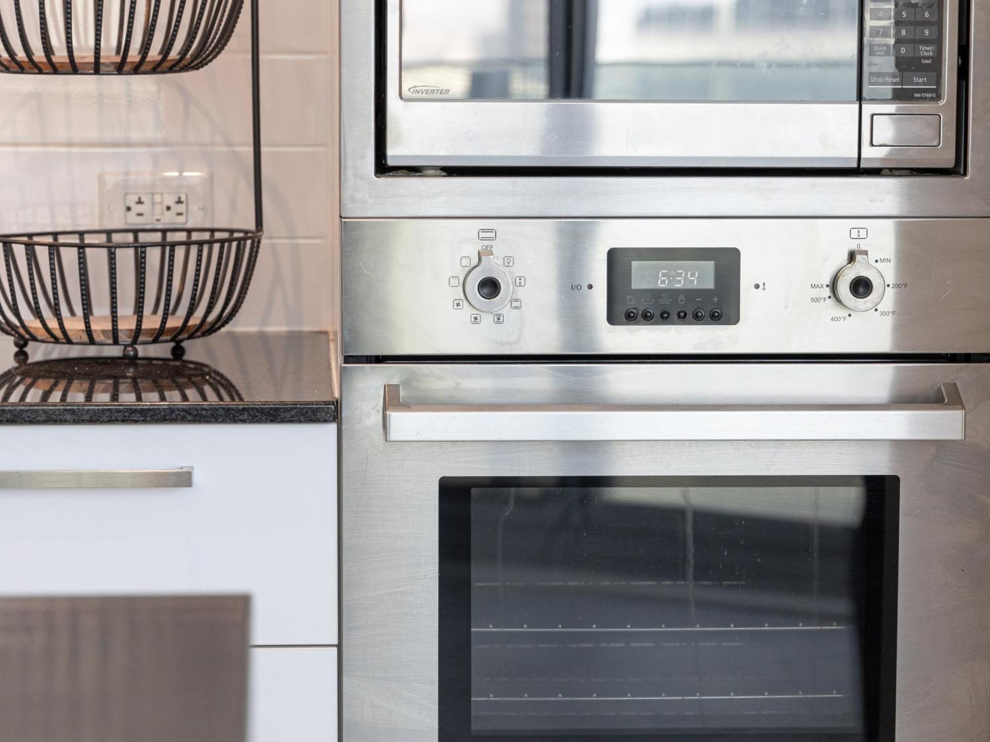Globalstay. Amazing Downtown Apartments トロント エクステリア 写真